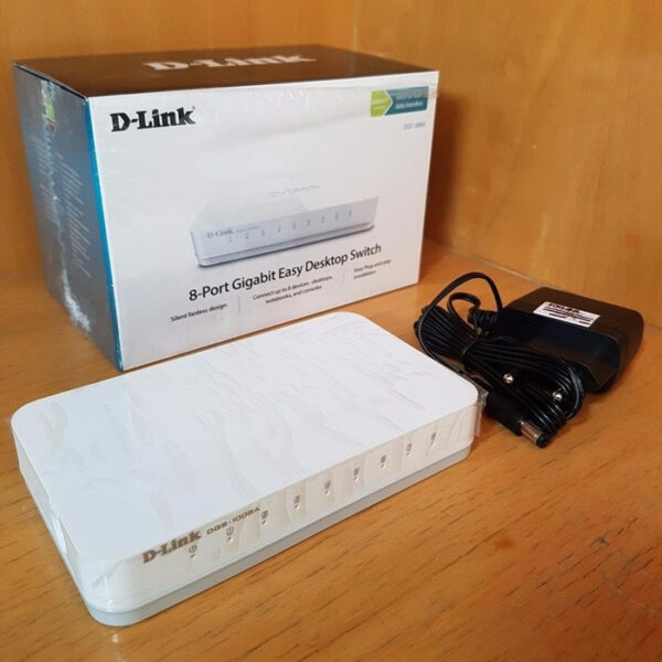 D-Link DGS-1008a 8-Port Gigabit Desktop Network Switch
