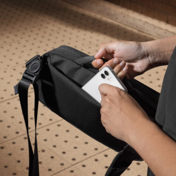 Tomtoc Wander T26 Daily Sling Bag Men Crossbody Bag Chest Bag Fashion Tablet Bag - Beg Silang Lelaki