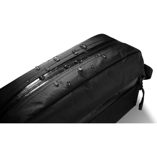 Tomtoc Aviator T35 X-PAC Chest Bag Medium 2.5L Sling Bag Men Crossbody Bag with RFID Protection Chest Bag - Beg Silang